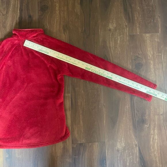 The North Face Womens XS Red Quarter Zip Fuzzy Fleece Pullover Sweater - Picture 7 of 7